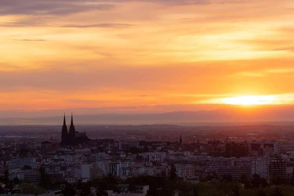 Le Landouzy #Parking#Netflix Apartment in Clermont-Ferrand