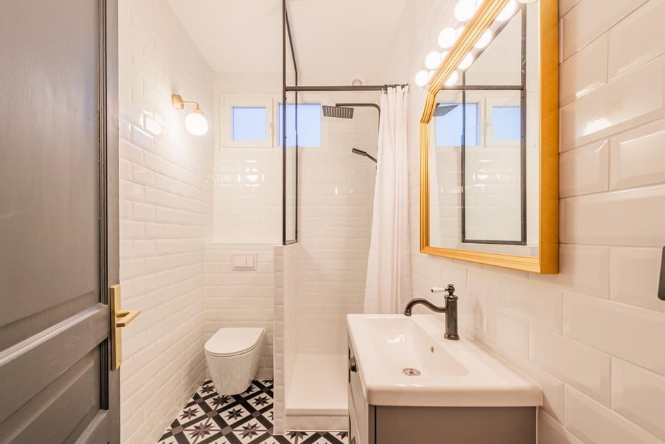 Shower, Bathroom
