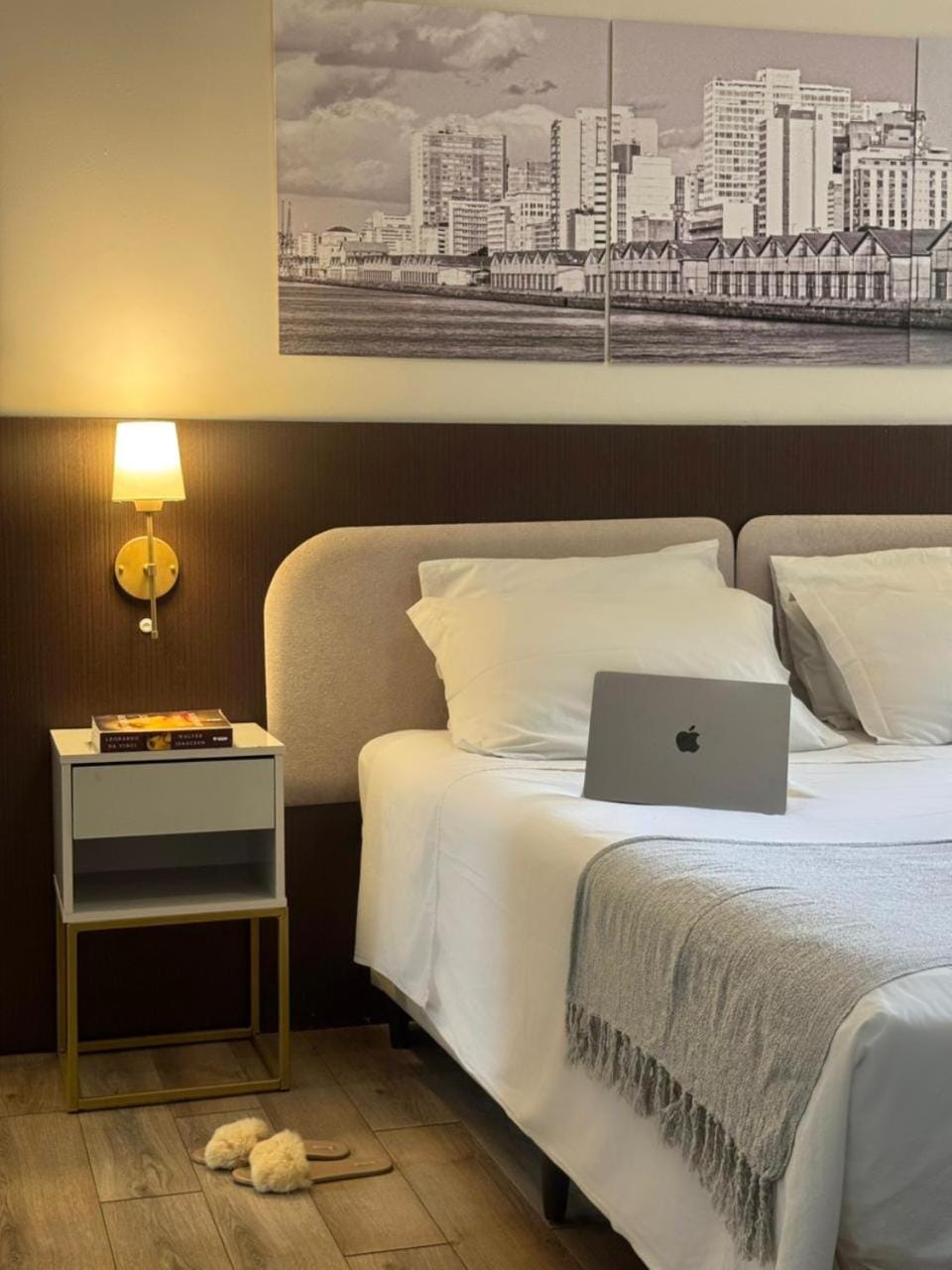 Açores Flat Design- Próximo ao Gasômetro e Cais Embarcadero Hotel in Porto Alegre