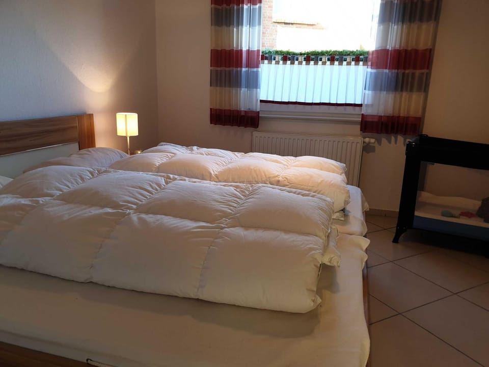 Strandweg 1 Apartment in Wangerland