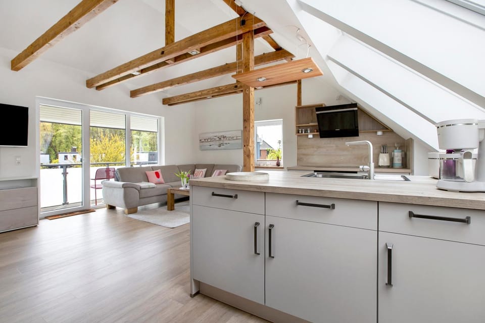 Property building, Kitchen or kitchenette, Living room