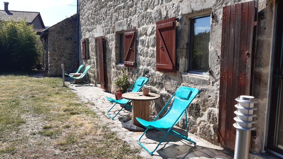 Patio, sunbed