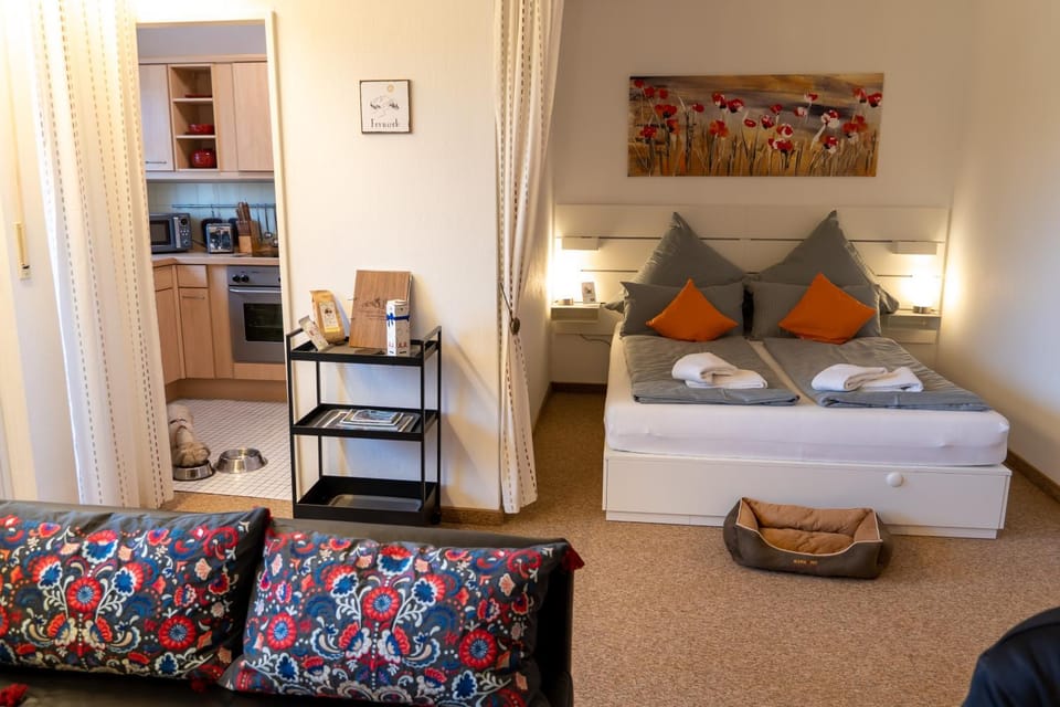 Bed, Bedroom