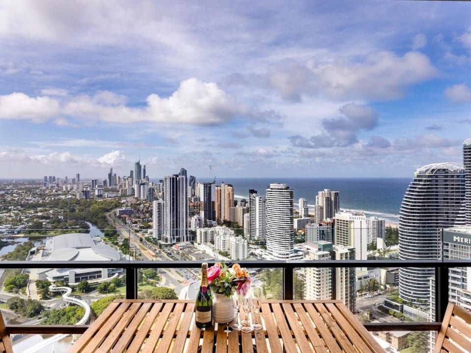 Cityscape Ocean View Deluxe 2Bedroom Apartment Apartment in Gold Coast