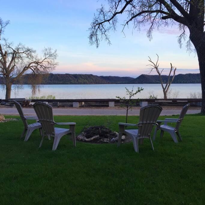 Villa Del Lago - Lakehouse in Pepin House in Pepin
