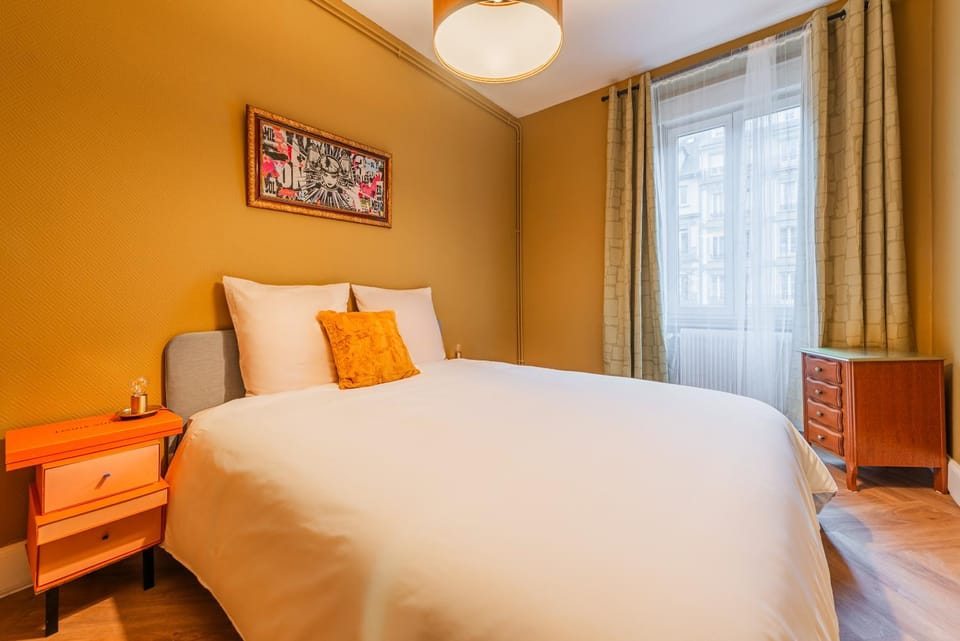 Bed, Photo of the whole room, Bedroom