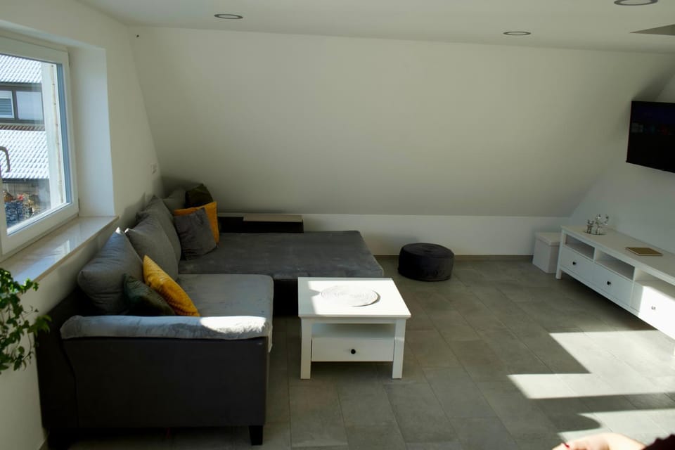 Communal lounge/ TV room, Living room, Seating area