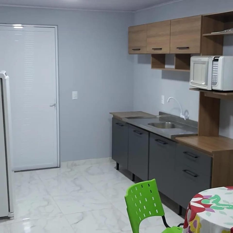 Dining area, minibar