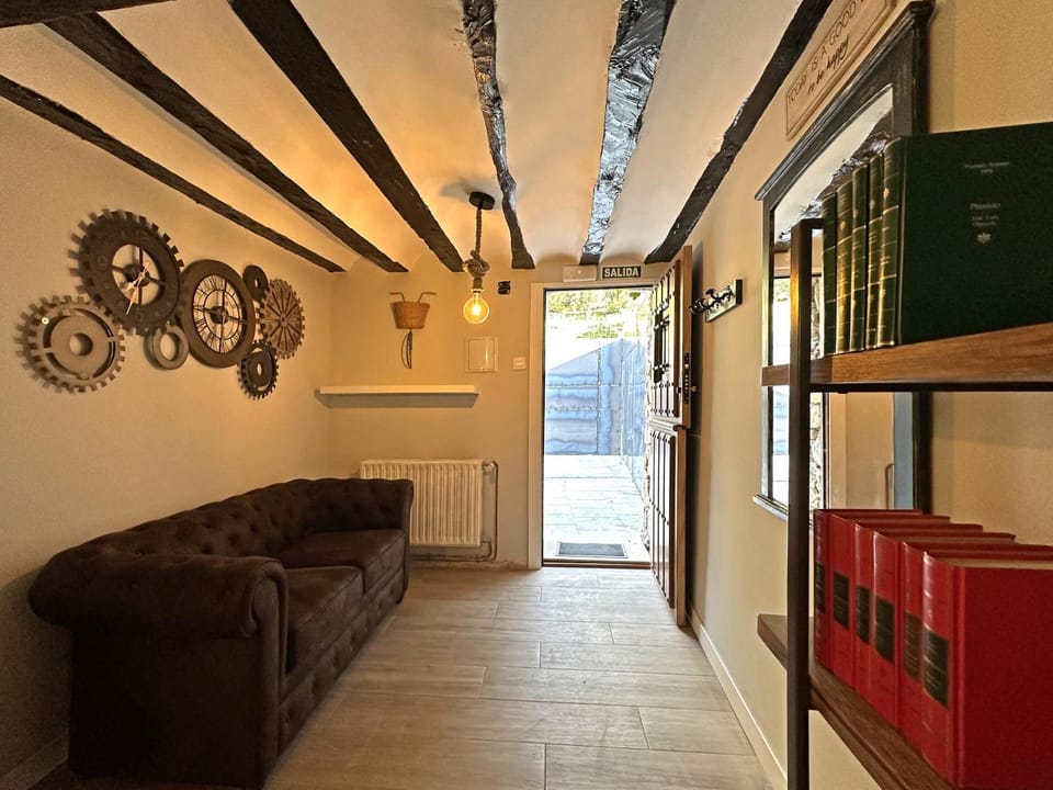 LA CAPRICHOSA DE ALCOR House in Basque Country