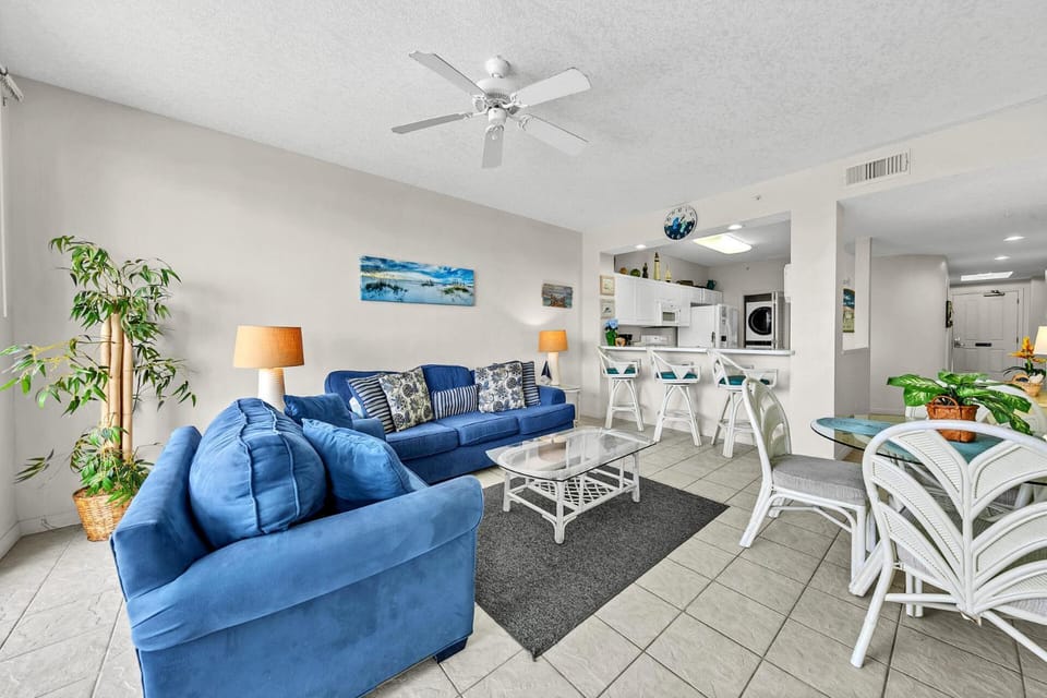 Destin West Gulfside 304 Two Bedroom with Bunks!!! Lazy River!! House in Okaloosa Island