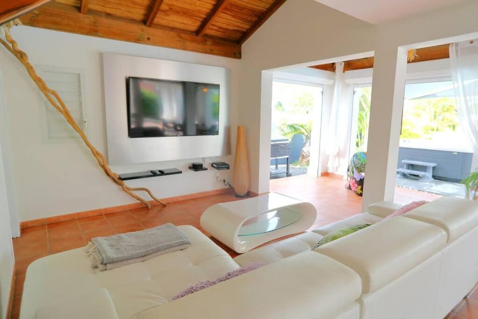 Villa Luminescence Villa in Grande-Terre, Guadeloupe