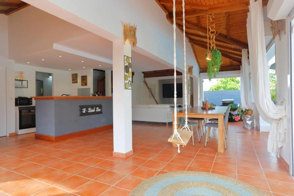 Villa Luminescence Villa in Grande-Terre, Guadeloupe