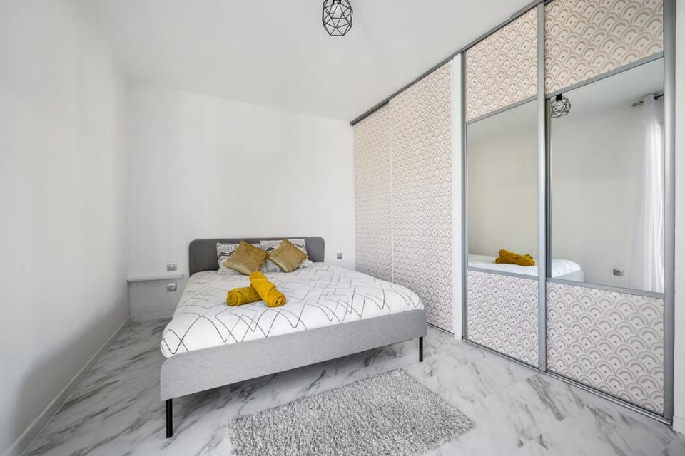 Villa vue mer, terrasse et spa Villa in 06340 La Trinité, France