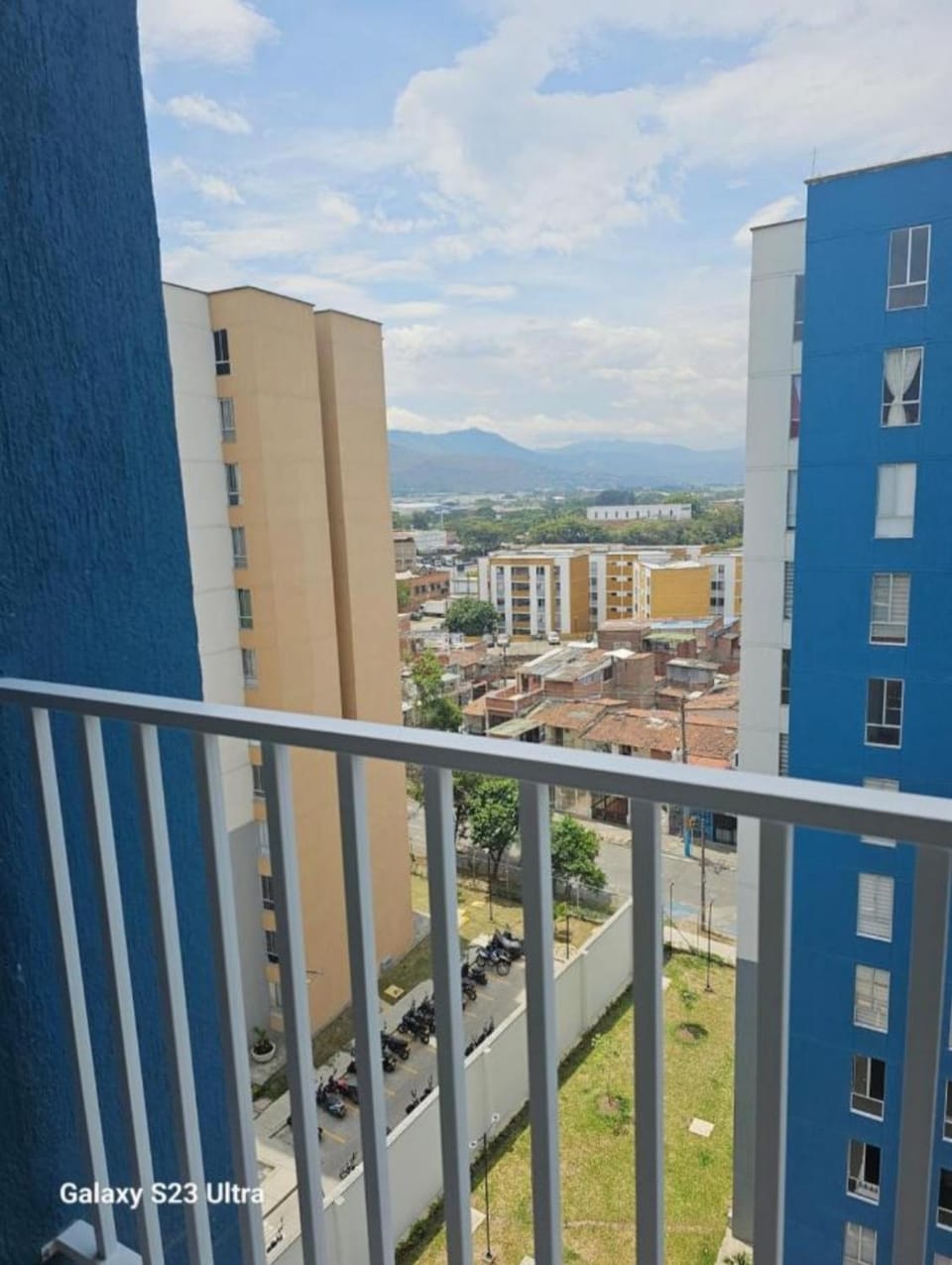 Balcony/Terrace, Mountain view