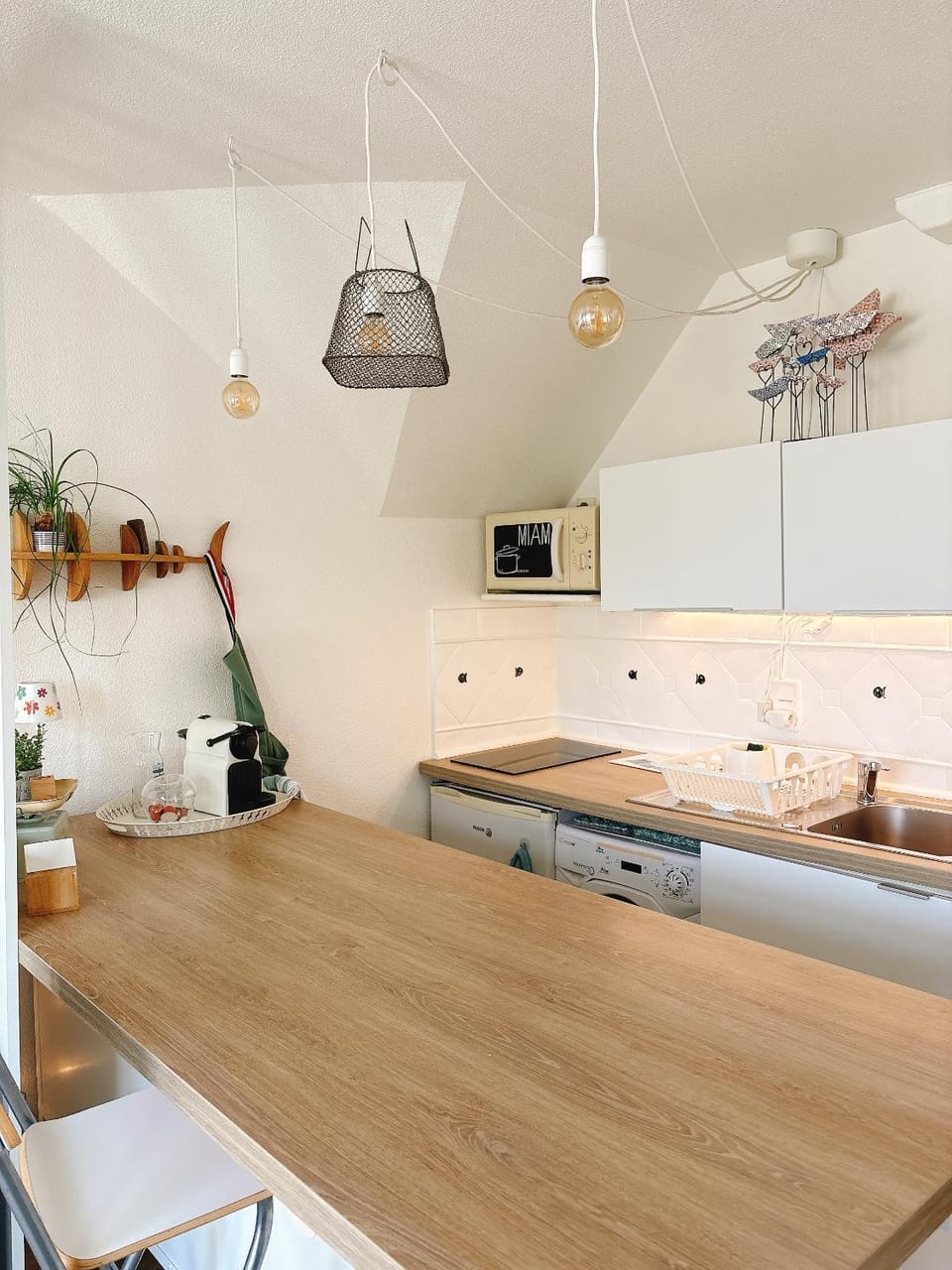 Kitchen or kitchenette, stove, kitchen