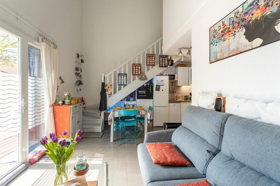 Property building, Living room