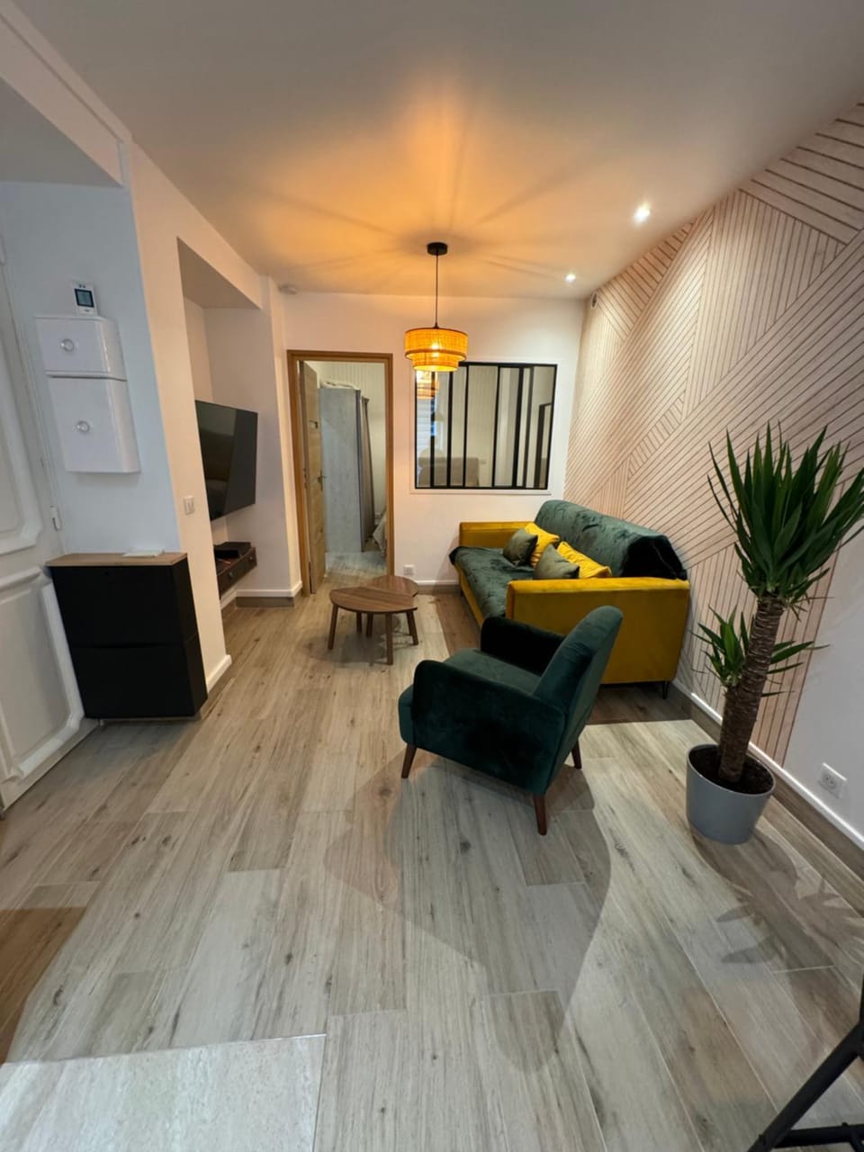 Appartement moderne au centre-ville Apartment in Saint-Denis, France