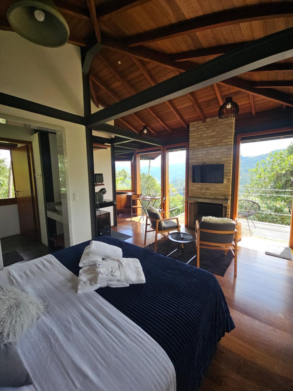 Alto de Santa Barbara Nature lodge in Sao Jose dos Campos