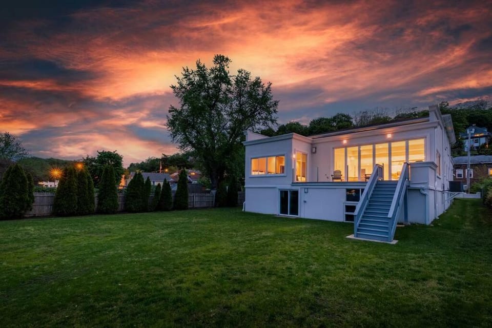Property building, Sunset