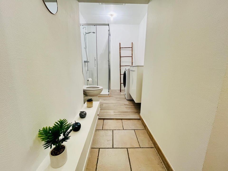 Toilet, Bathroom