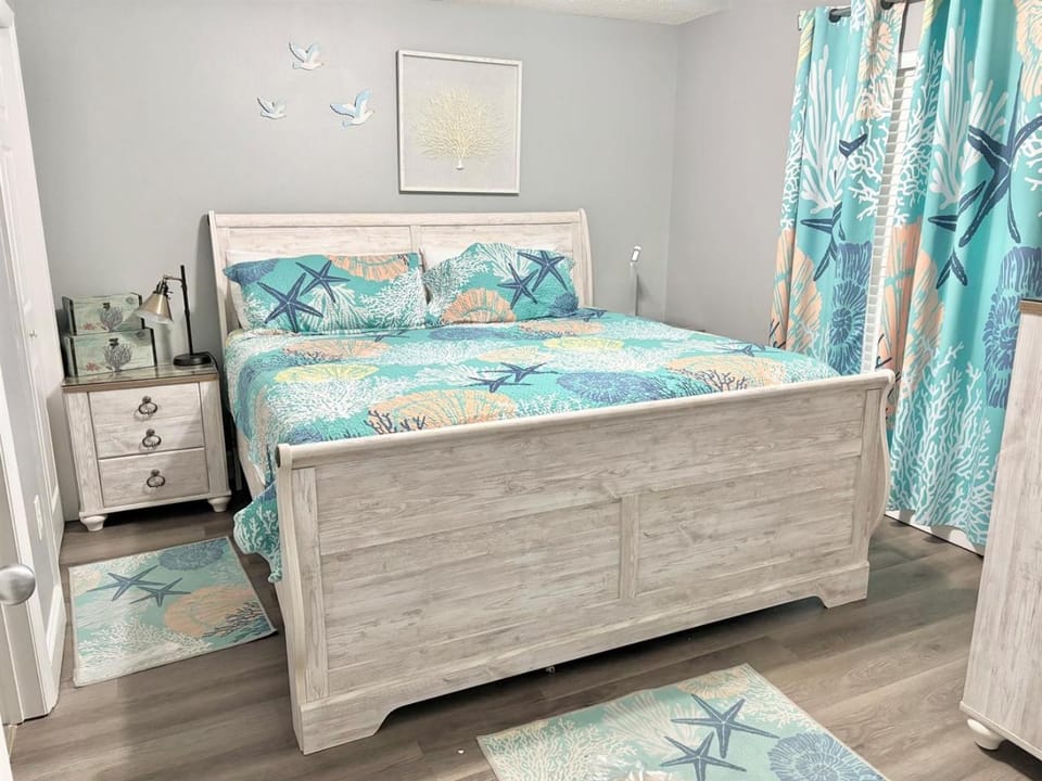 Beachfront Free Beach Service Majestic 5th floor-Pcb Apartment in Long Beach