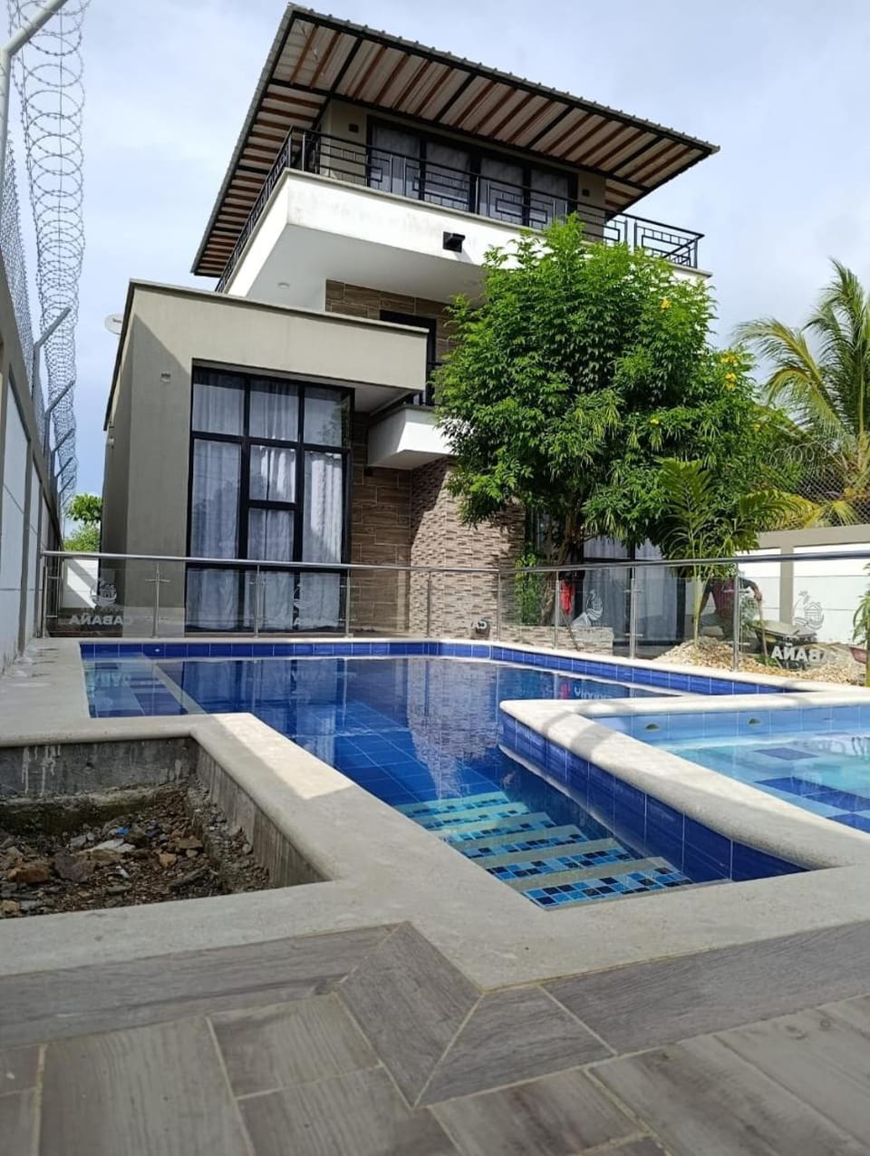 Swimming pool
