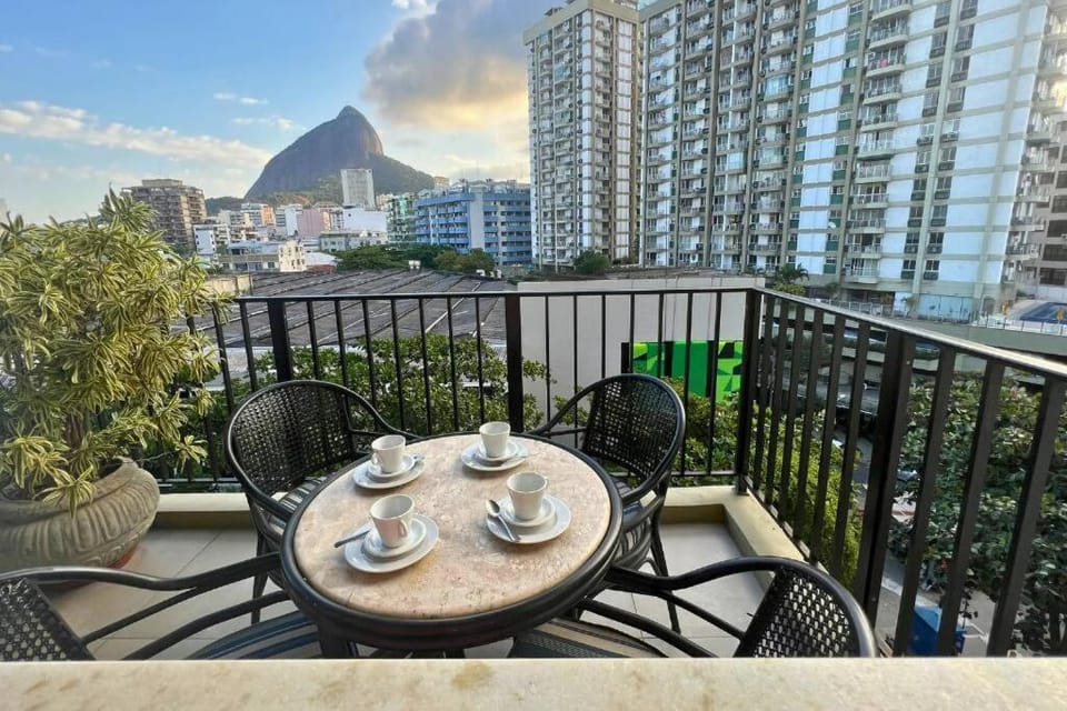 Day, Natural landscape, View (from property/room), City view, Mountain view