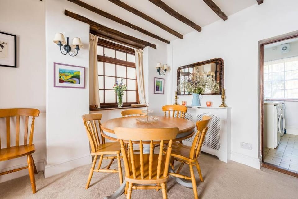 Sarahs Cottage House in Taunton