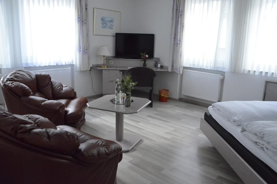 TV and multimedia, Seating area