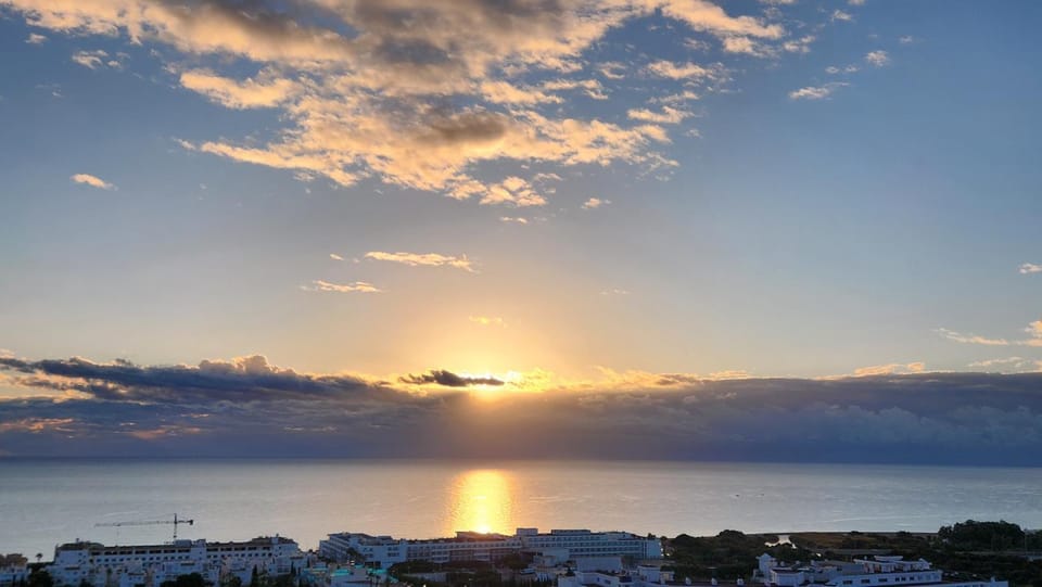SUNRISE ATALAYA Amanecer suite Apartment in Andalusia
