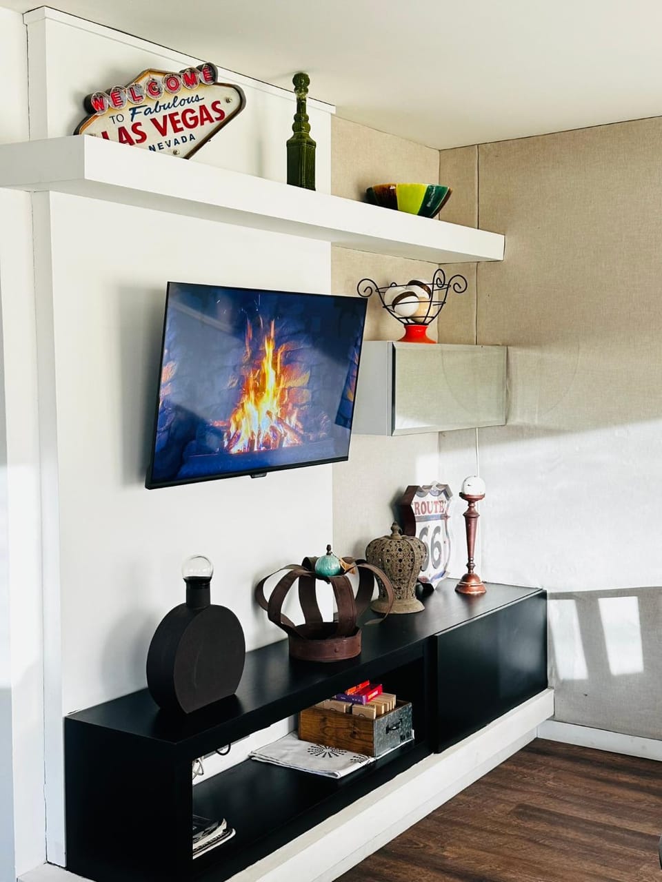 TV and multimedia, Kitchen or kitchenette