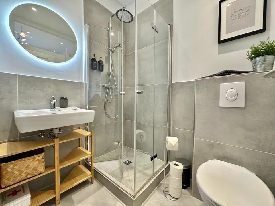 Shower, Bathroom, hair dryier