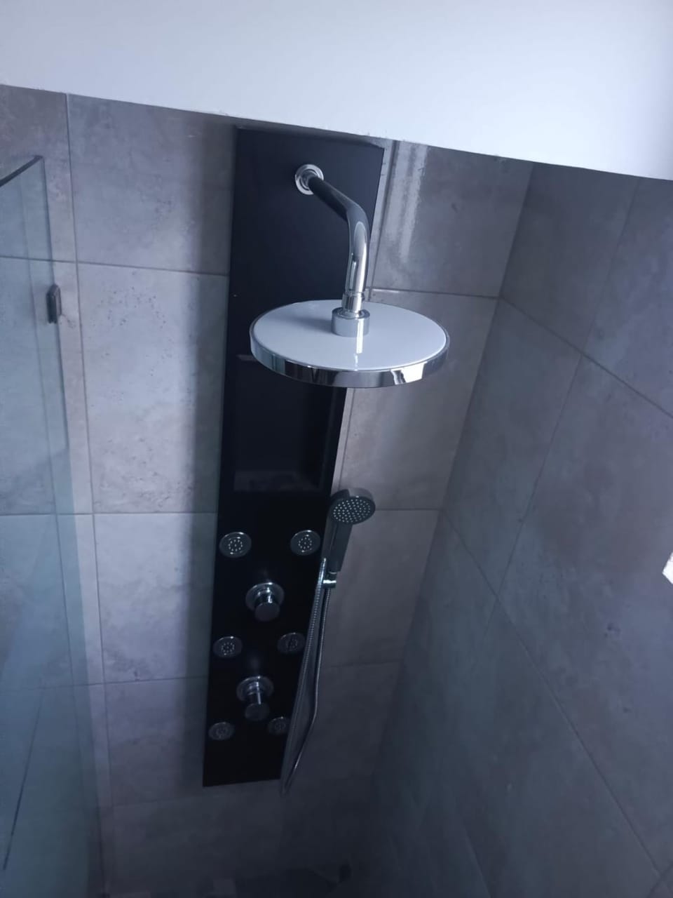 Full Equipped Department close to American Embassy and Solca Apartment in Quito