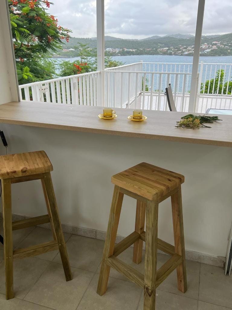 Natural landscape, View (from property/room), Balcony/Terrace, Dining area, Mountain view, Sea view