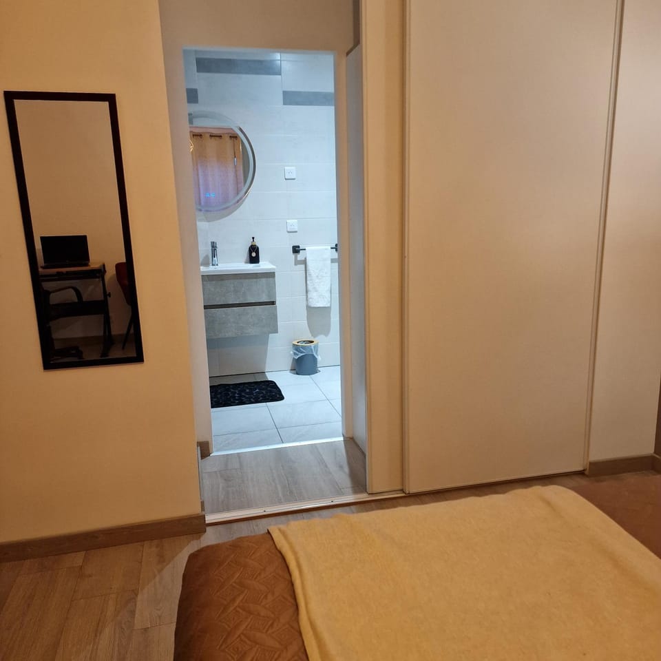 Bathroom, Bedroom