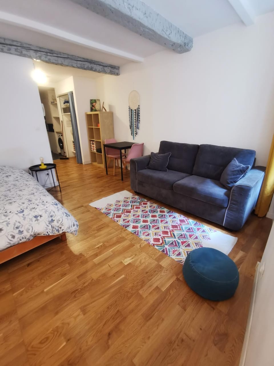Bed, Living room, Photo of the whole room, Bedroom