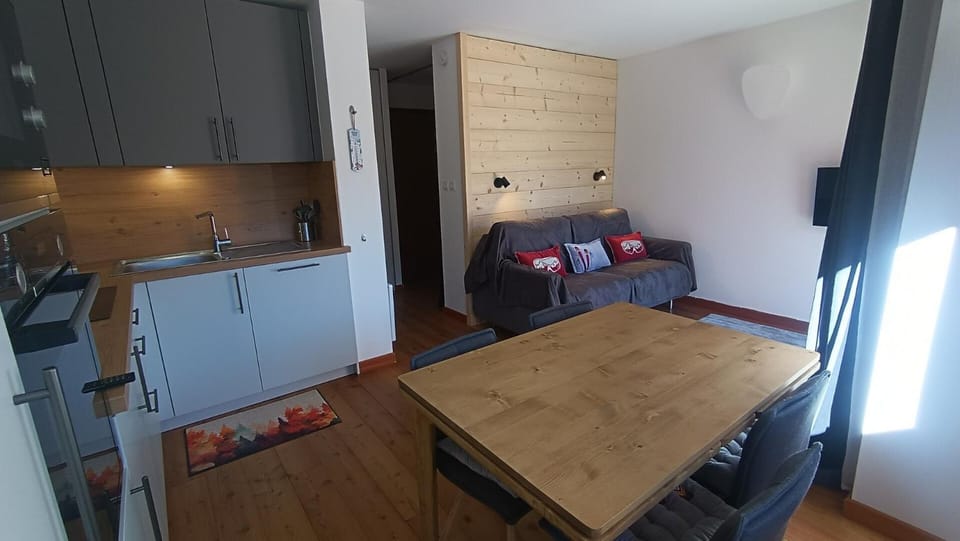 Résidence Alpages Bellevue - Superbe studio au calme, avec jardin et vue magnifique MAE-5241 Apartment in Montgenèvre