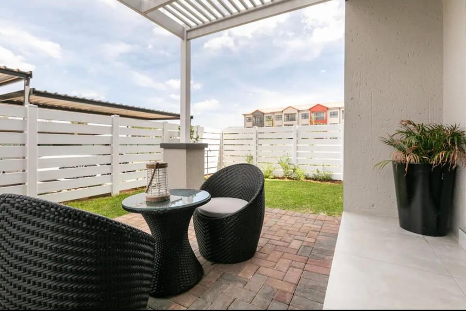LuxAidonTocara Apartment in Sandton