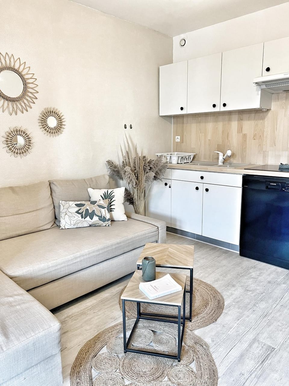 "Le Front de Mer" Au coeur du Brusc à pieds des plages Apartment in Six-Fours-les-Plages