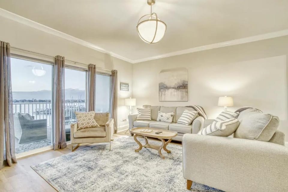 South Harbour Unit 3D House in Pensacola Beach