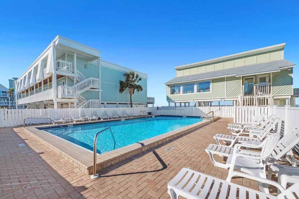 Boardwalk Unit E4 House in Pensacola Beach
