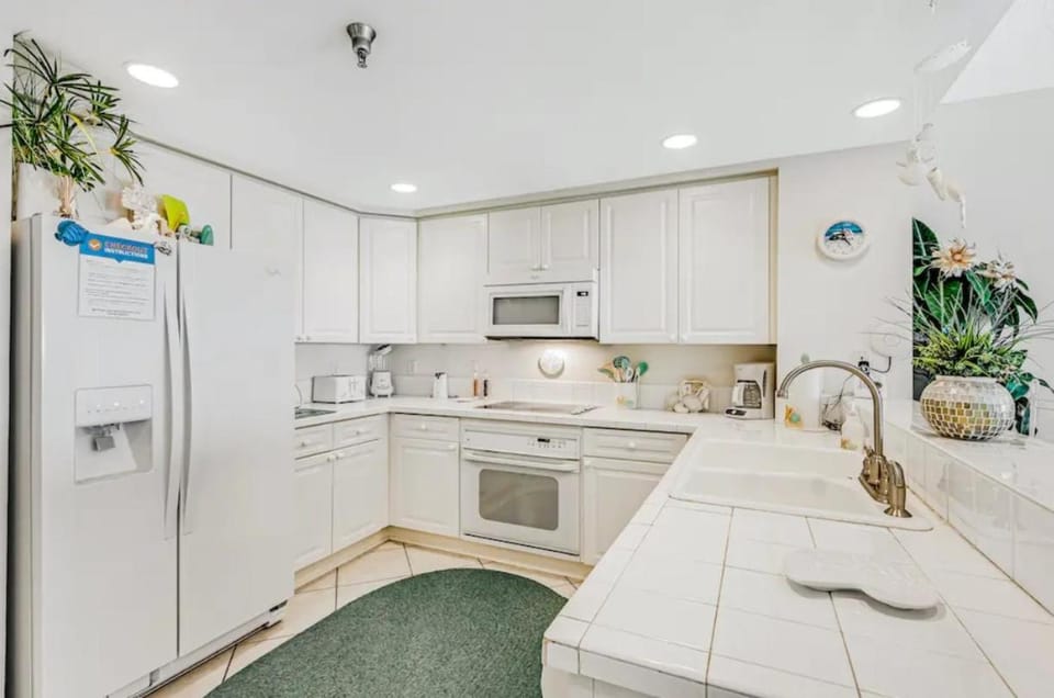 Emerald Isle Unit 903 House in Pensacola Beach