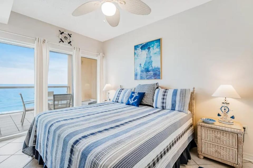Emerald Isle Unit 903 House in Pensacola Beach