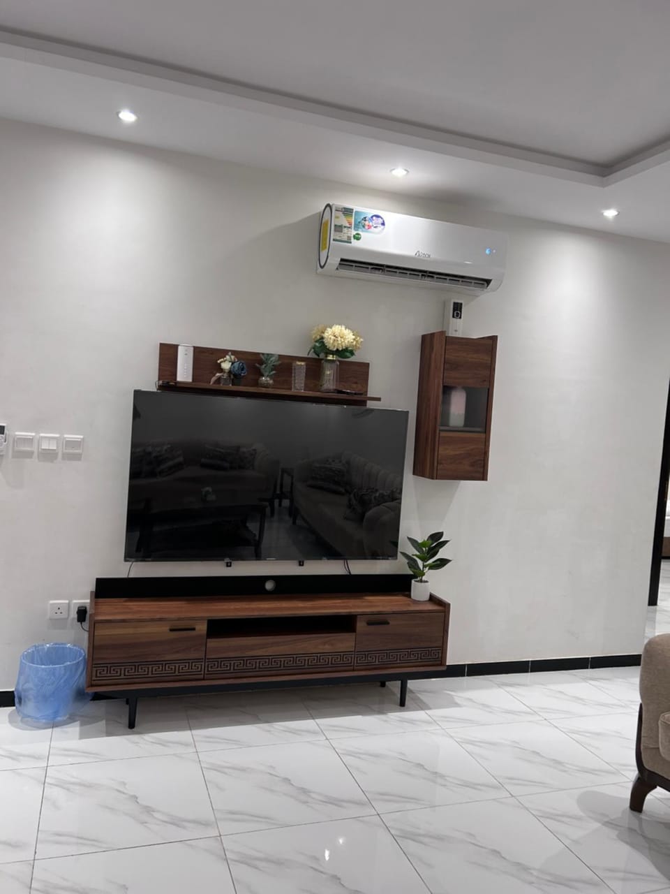 Communal lounge/ TV room, TV and multimedia, Evening entertainment