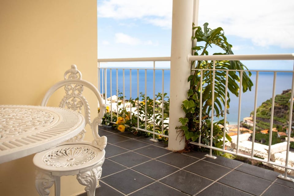 Natural landscape, View (from property/room), Balcony/Terrace, Sea view