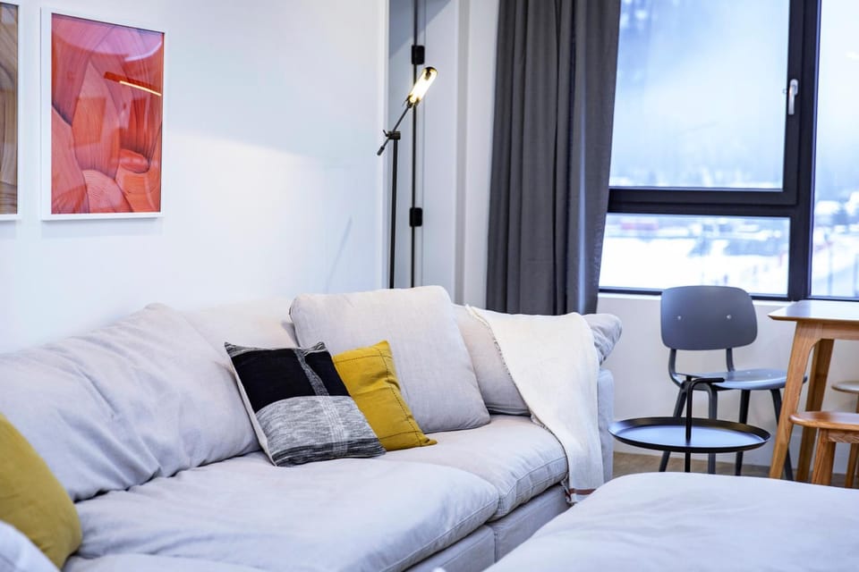 Tumbledown Condo by Revelstoke Vacations Apartment in Revelstoke