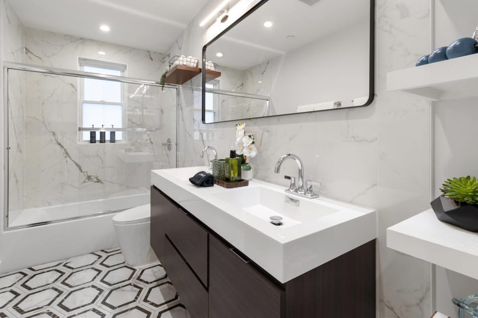 Toilet, Bathroom, Bath