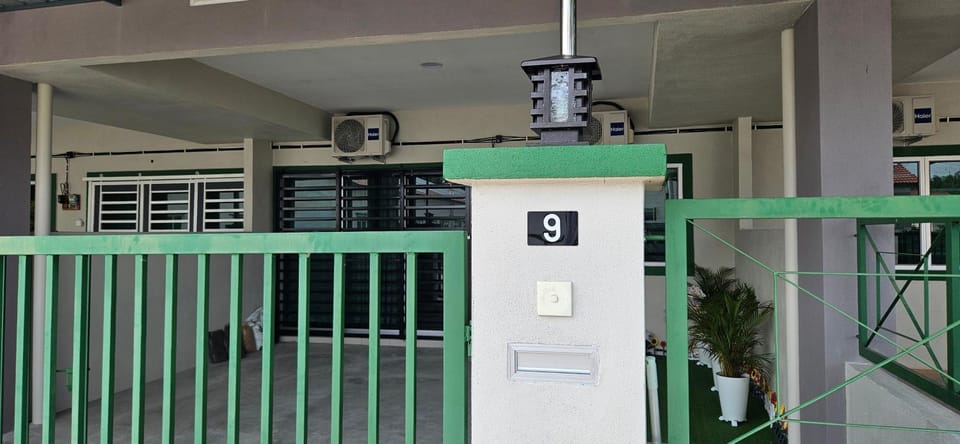 Teluk Intan Homestay Landed 3BR2B House in Perak Tengah District