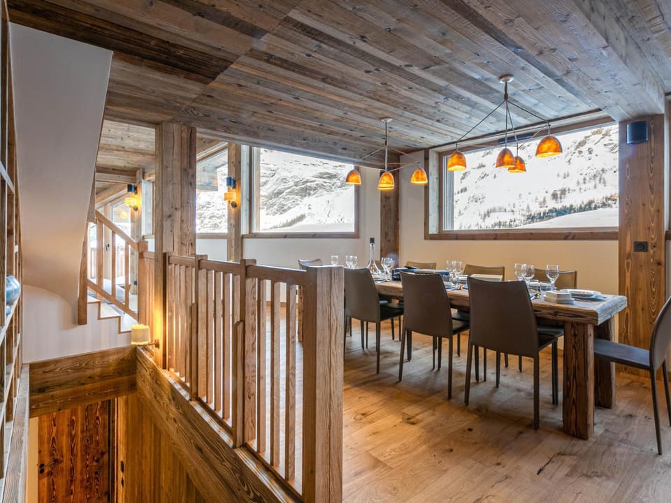 Chalet de luxe lumineux avec panorama, WIFI, garage, balcons et services haut de gamme, Val-d'Isère - FR-1-694-344 Apartment in Val dIsere
