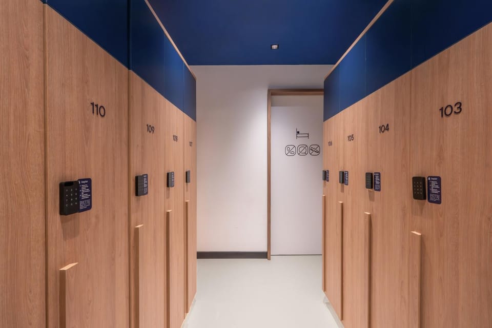 locker